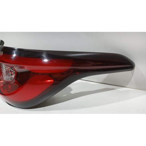 Lanterna Traseira L.d Fiat Toro 16 A 23