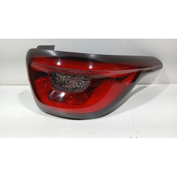 Lanterna Traseira L.d Fiat Toro 16 A 23
