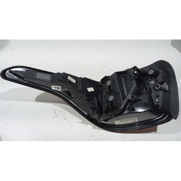 Lanterna Traseira L.d Fiat Toro 16 A 23