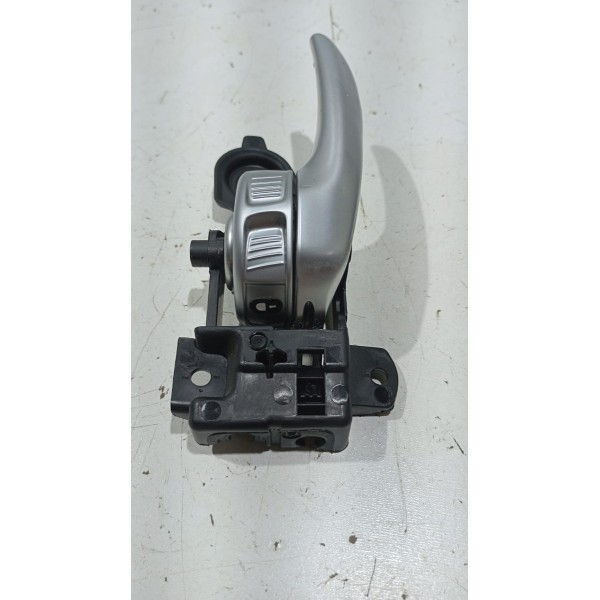Maçaneta Interna Porta D.d Fiat Toro 16 A 23