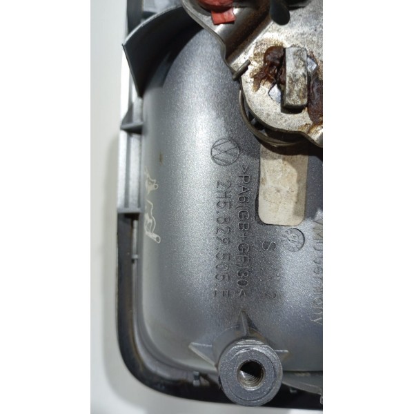 Maçaneta Tampa Traseira Caçamba Vw Amarok 11 A 23