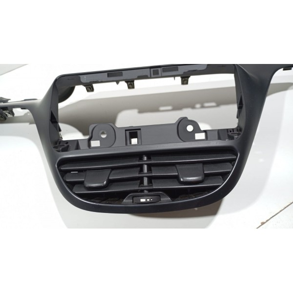 Moldura Central Difusor Ar Painel Peugeot 208 2008 10 A 19