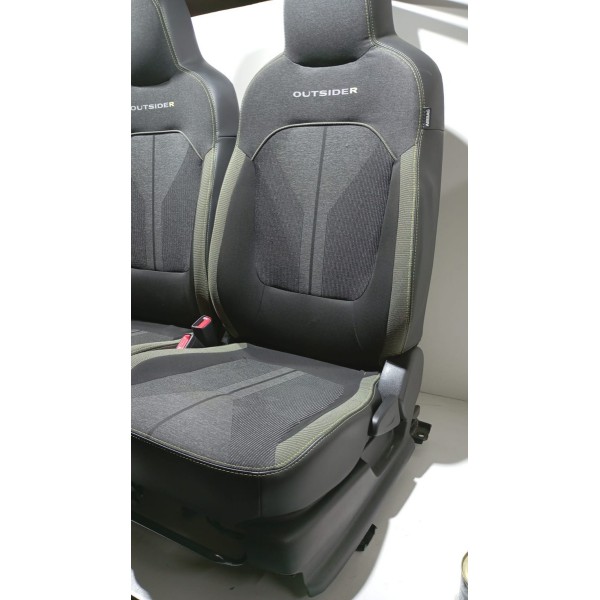 Jogo De Banco Renault Kwid Outsider 18 A 22 Original