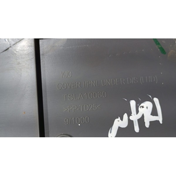 Acabamento Moldura Inferior Painel L.e Mitsubishi L200 New