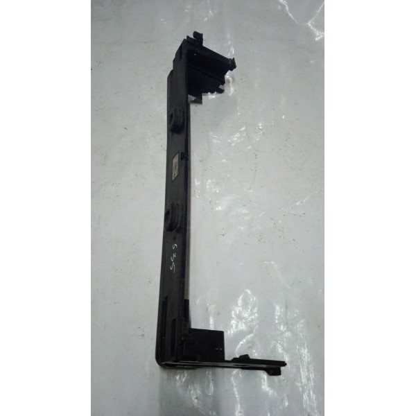 Suporte Superior Radiador Bmw 535 Gt Sport 08 A 13