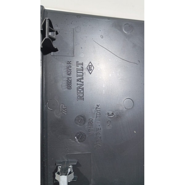 Acabamento Lateral Painel L.e Renault Duster