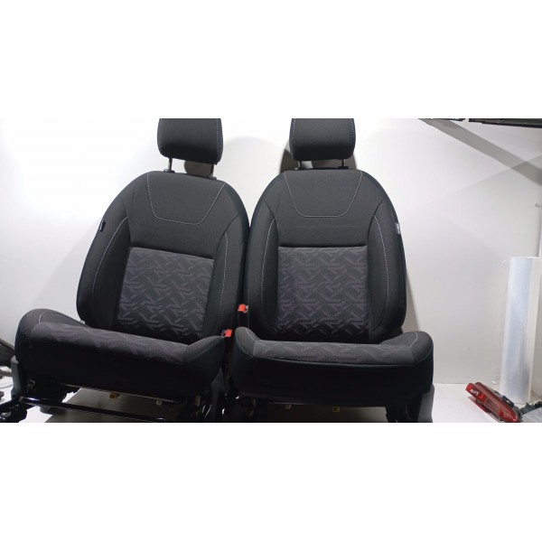 Jogo De Banco Com Bolsas Laterais Nissan Kicks 20 A 25