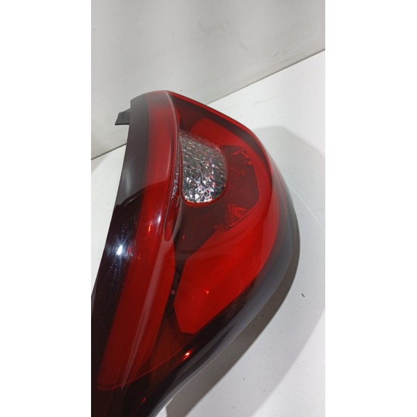 Lanterna Traseira L.e Fiat Toro 16 A 21