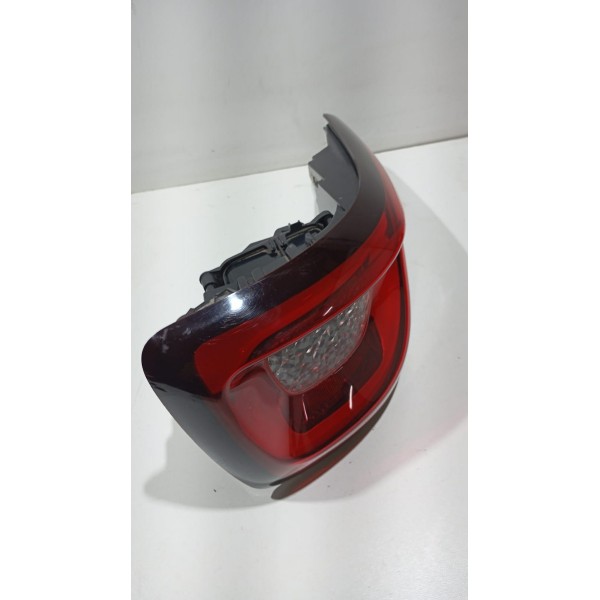 Lanterna Traseira L.d Fiat Toro 16 A 21