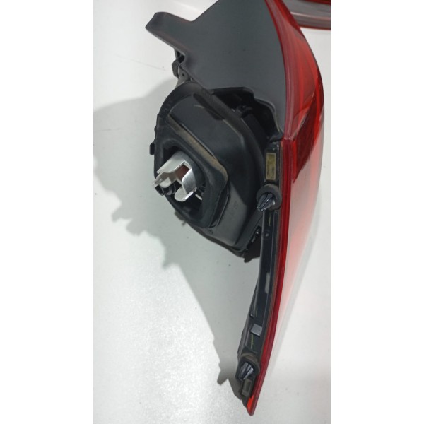 Lanterna Traseira L.e Vw Golf 14 A 19