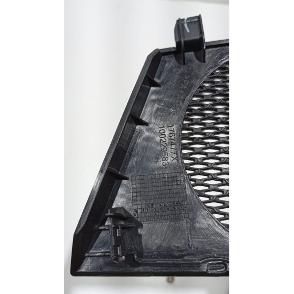 Tela Alto-falante Painel Fiat Toro - Lado Direito 16 A 21