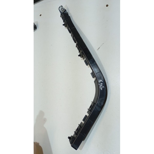 Guia Parachoque Traseiro L.e Discovery Sport 13 A 17