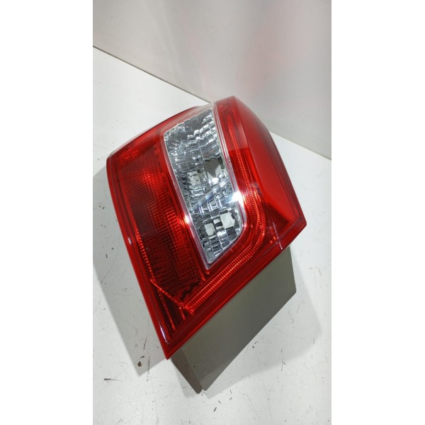 Lanterna Traseira Esquerdo Nissan Sentra Original 13 A 18