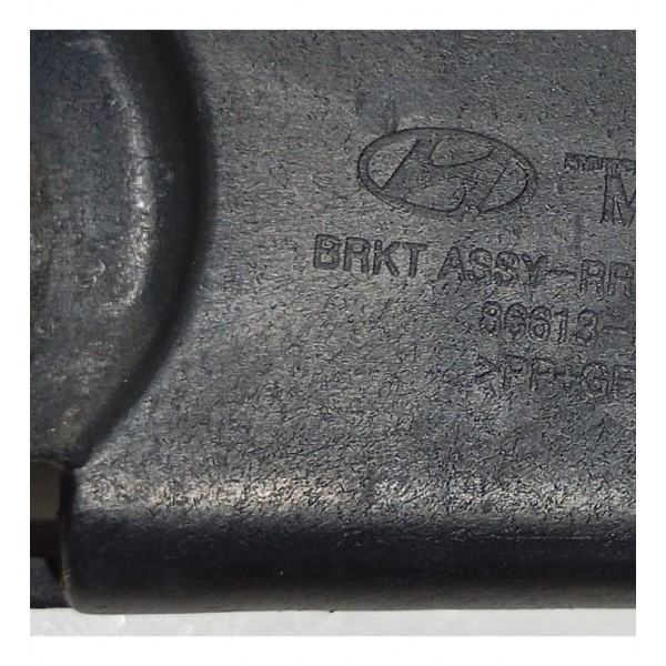 Suporte Guia Parachoque Traseiro L.e Hyundai Azera 12 A 17