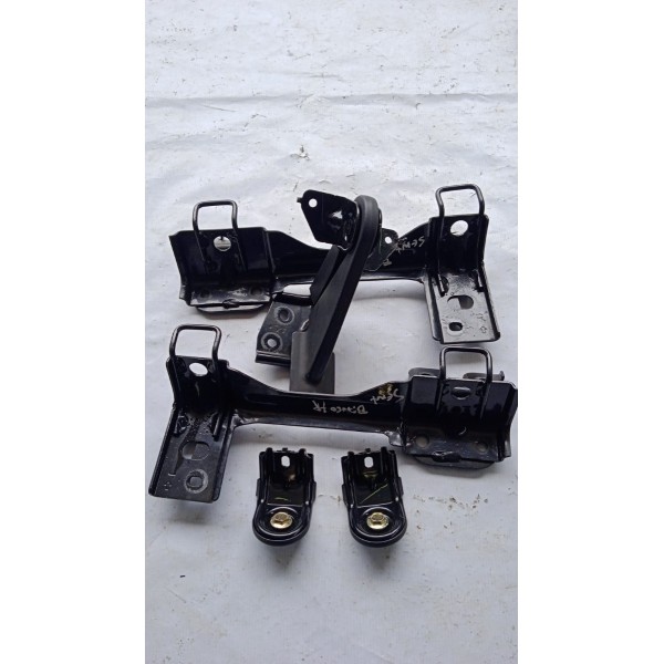 Jogo De Suporte Banco Traseiro Nissan Sentra 14 A 16